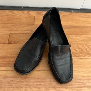 Vintage Cole Haan Resort Italian Loafers Black Leather Women’s 7.5 B GUC